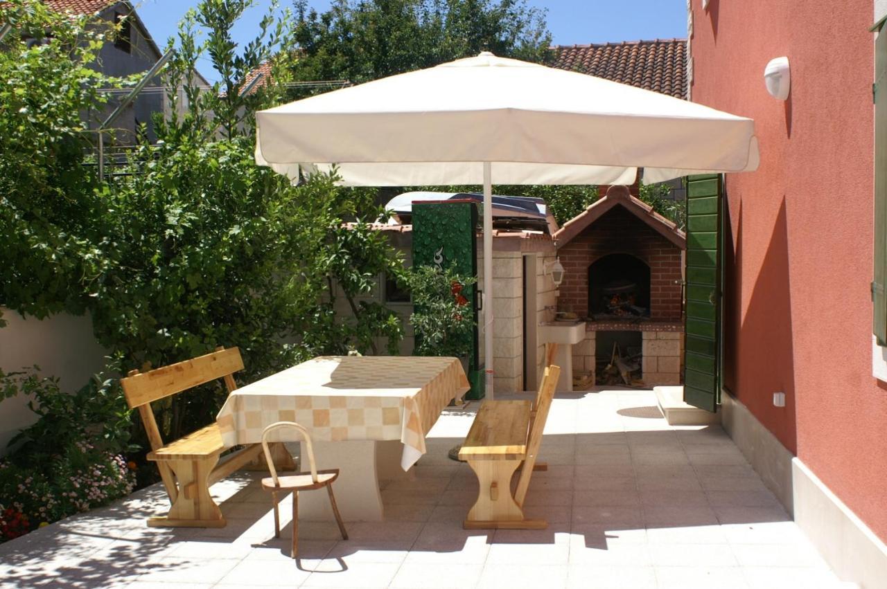 Apartments By The Sea Supetar, Brac - 4274 Ngoại thất bức ảnh