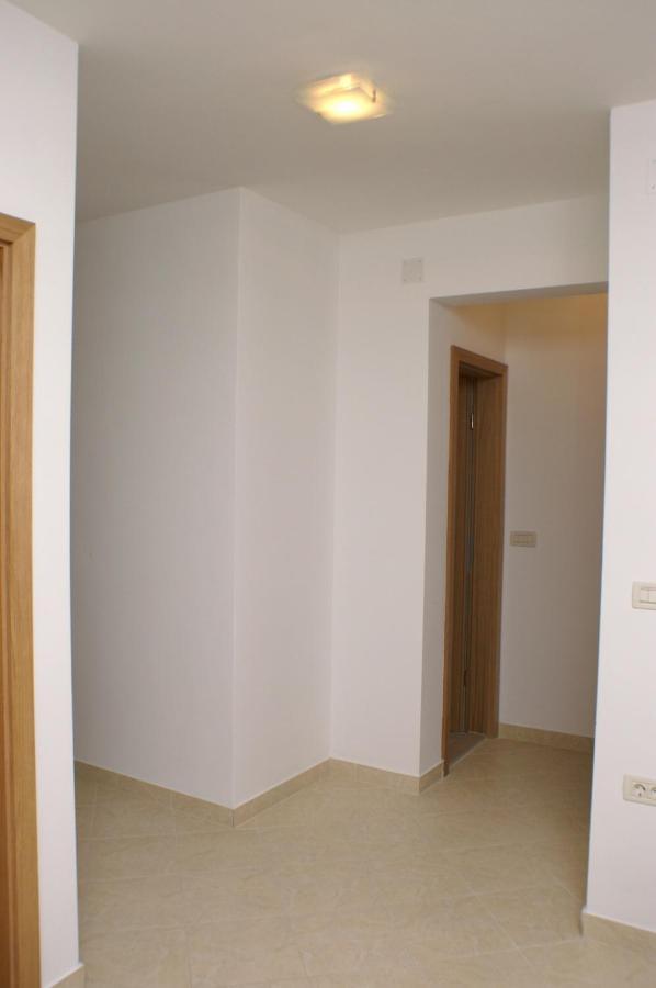 Apartments By The Sea Supetar, Brac - 4274 Ngoại thất bức ảnh