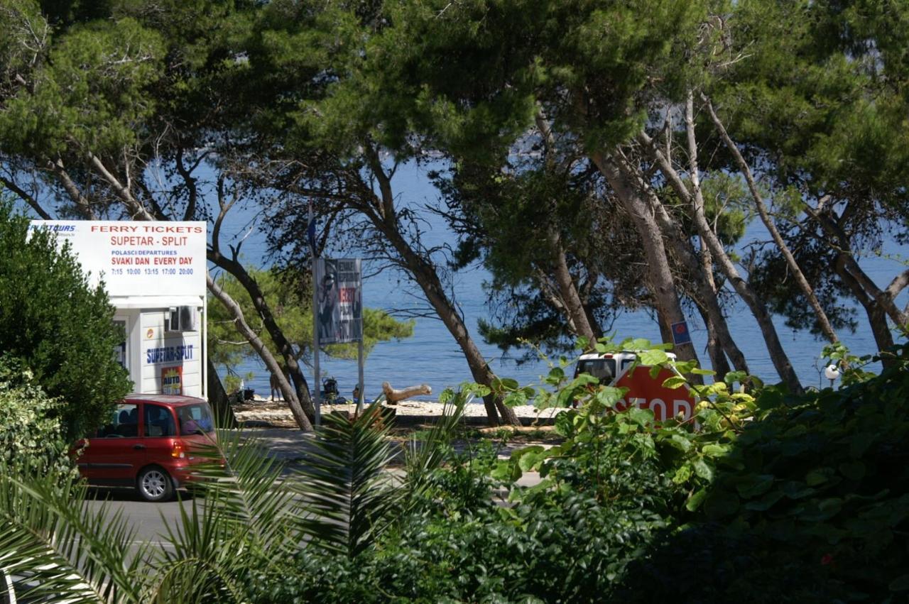 Apartments By The Sea Supetar, Brac - 4274 Ngoại thất bức ảnh
